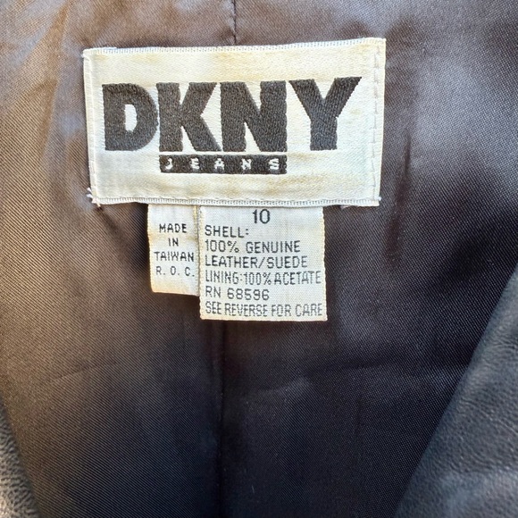 DKNY 90’s Vintage Black Leather Vest size 10 - Picture 2 of 10